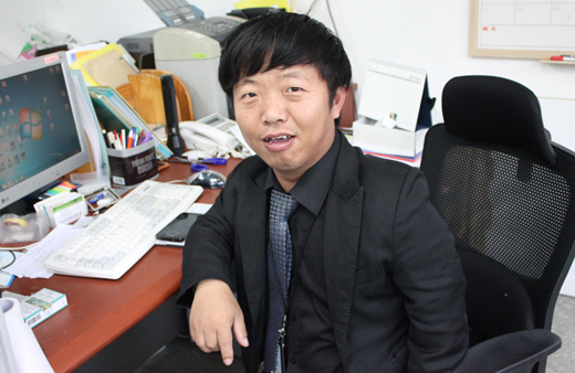 한국저신장장애인연합회 황정영 사무국장. 그는 사회적 편견과 의료비가 저신장장애인의 가장 큰 애로점임을 들었다.ⓒ에이블뉴스